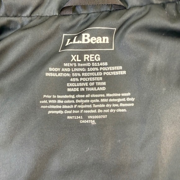 LL Bean Mens Puffer Vest XL Reg Black Quilted Zip Front Insulated Outdoor sporty - Picture 4 of 16